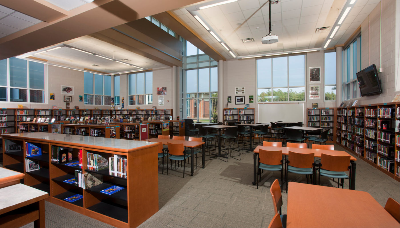 The Henrico County Public Schools' library in Glen Allen High School is equipped with tables and chairs.
